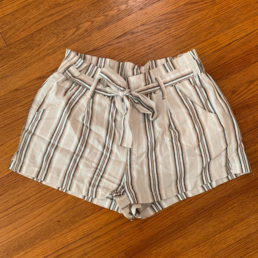 Harmony + Havoc tie waist shorts